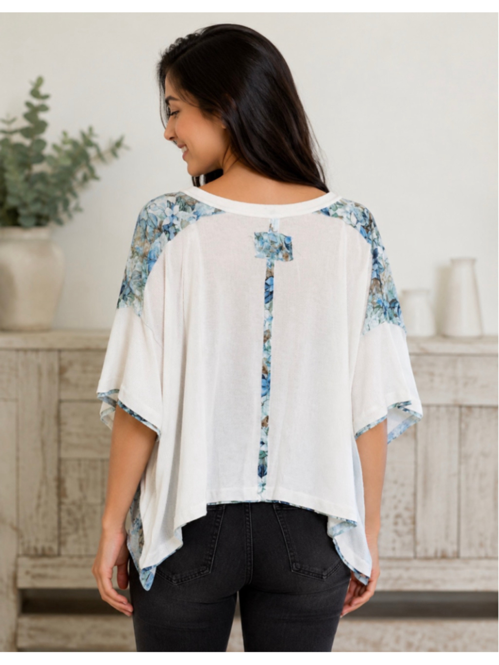 Women's POL Short Sleeve White Blue Floral Summer Top M - Picture 2 of 4